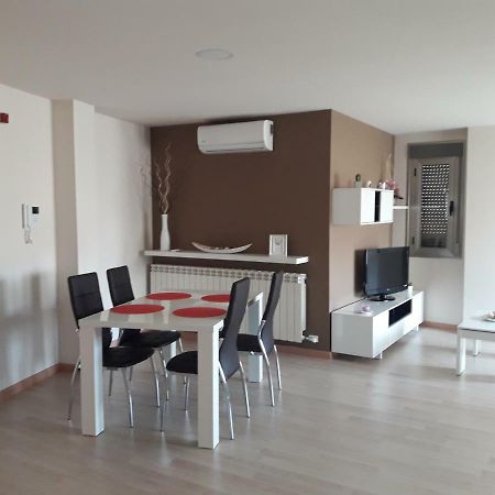 Apartamento Atico Apartment Valdepenas Luaran gambar